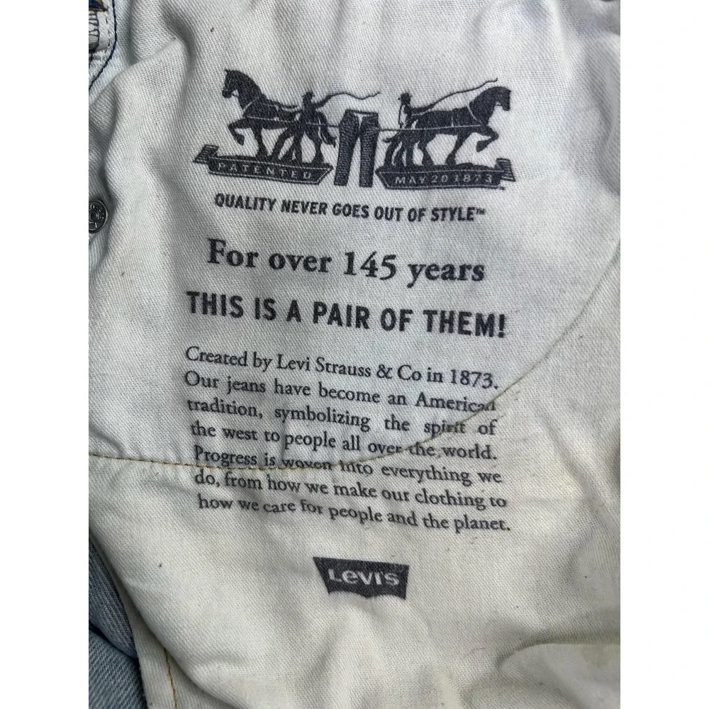Levis levi 517